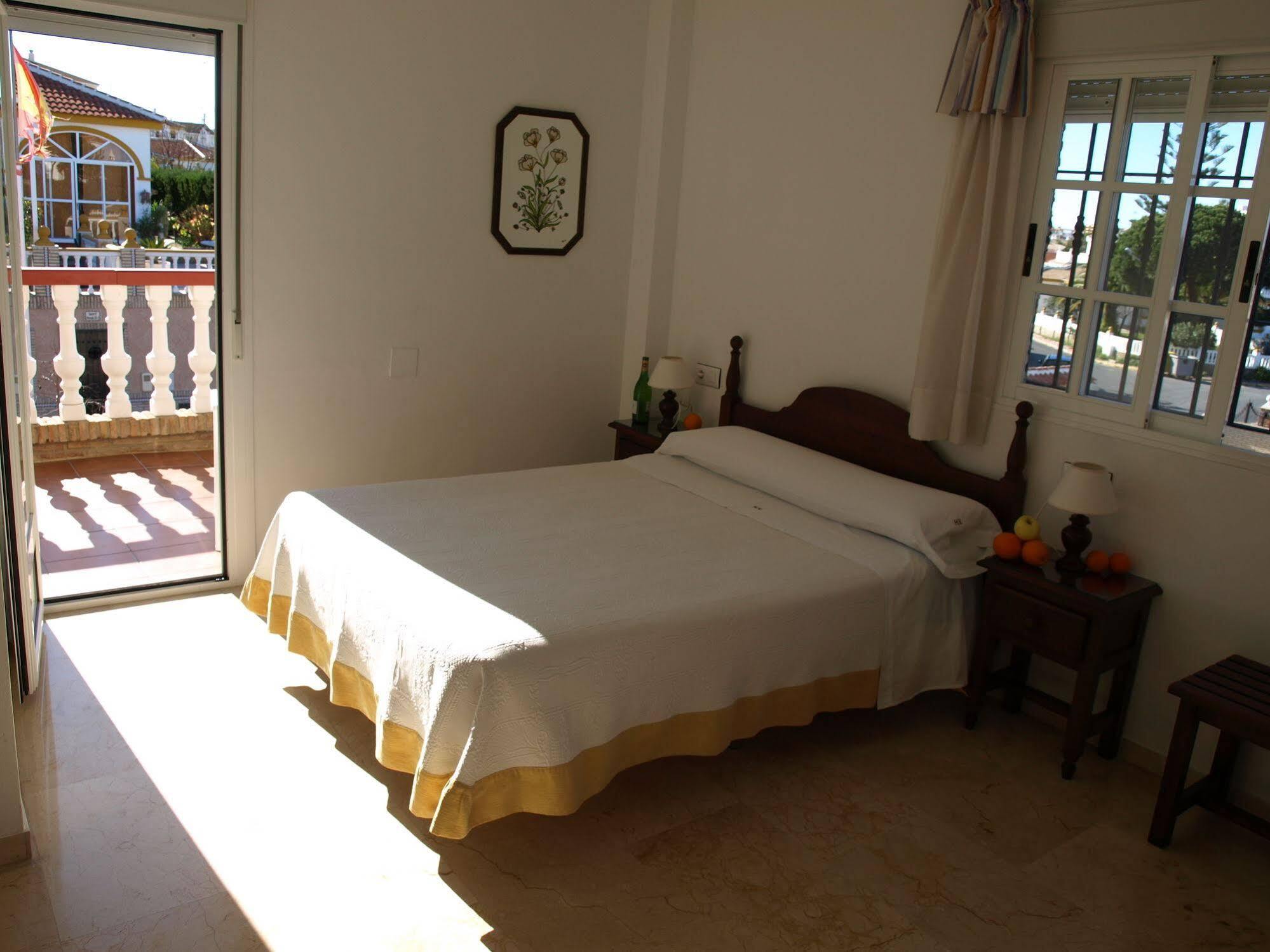 Victoria Hotel Matalascañas Екстериор снимка
